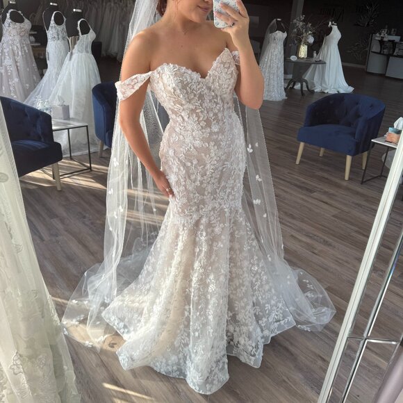 Allure Couture Wedding Dress C728 - Picture 1 of 3